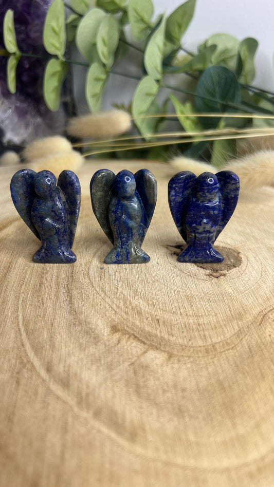 Ange en pierre Lapis-Lazuli