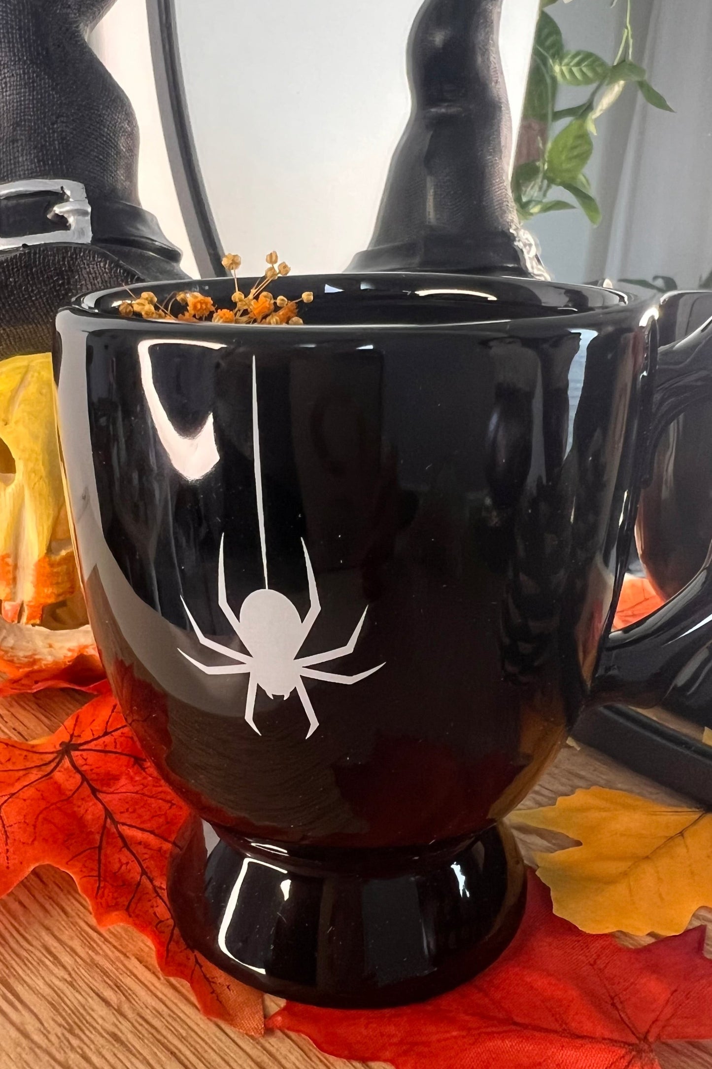 Bougie tasse gothique araignée